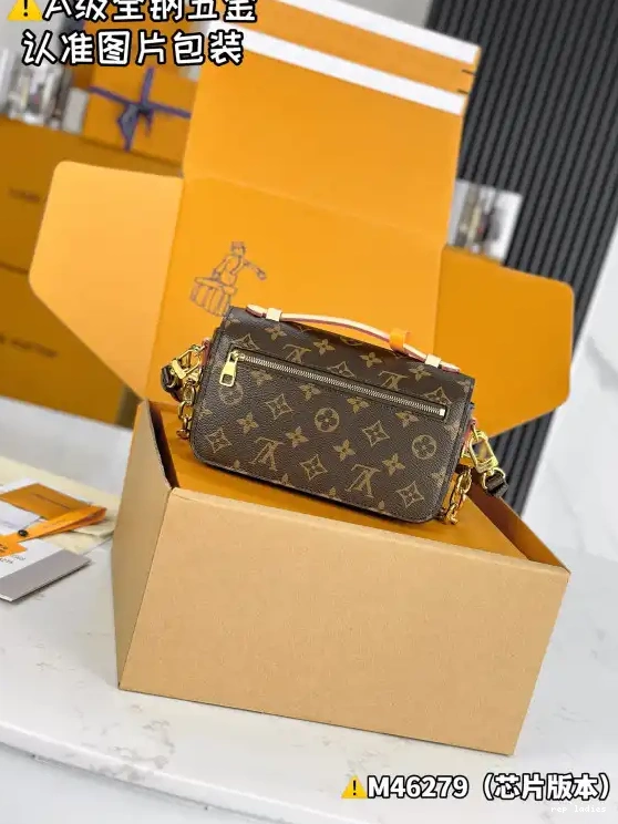 Cheap VUITTON EAST WEST METIS LOUIS POCHETTE 0501